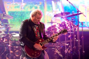 The Top 10 Best Heavy Metal Guitarists Of All Time - #3 ALEX LIFESON